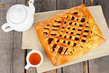 Пирог с клубникой