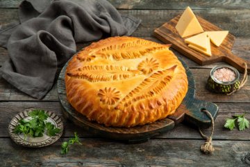 Пирог с сыром и зеленью