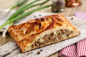 Пирог с телятиной и картофелем