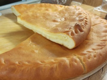 Пирог три сыра