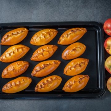 Пирожки с яблоками 12 шт