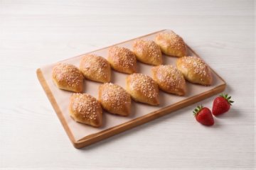 Пирожки с клубникой 10 шт
