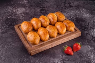 Пирожки с клубникой,10 шт.