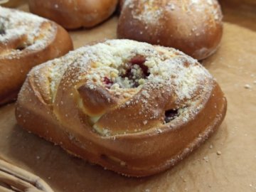 Пирожки с вишней 5 шт