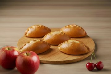 Пирожки с вишней и яблоком 5 шт 