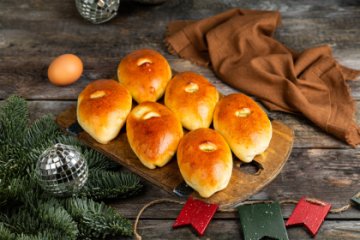 Пирожки с зелёным луком и яйцом 6шт