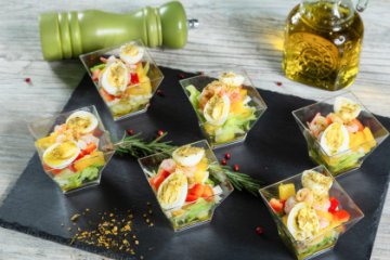 Салат из кальмаров и креветок 6 шт