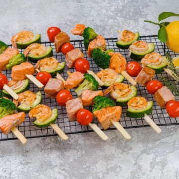 Шашлычки из морепродуктов гриль 12шт