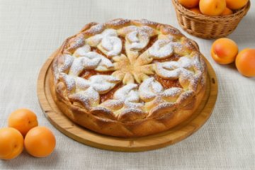 Сдобный пирог с абрикосом