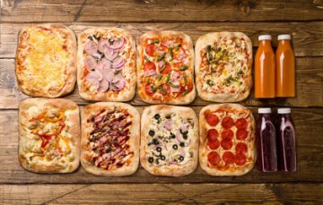 Сет Римские пиццы в офис 8 пицц + 2 литра морса на 7–9 человек