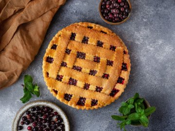 Тарт черная смородина