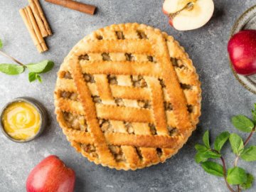 Тарт с яблоками и сливочной карамелью