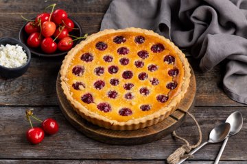 Тарт творожно-вишневый