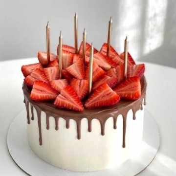 Торт «Клубника и шоколад»