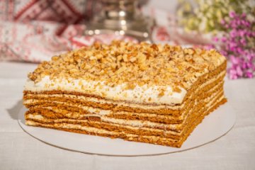 Торт «Медовик»