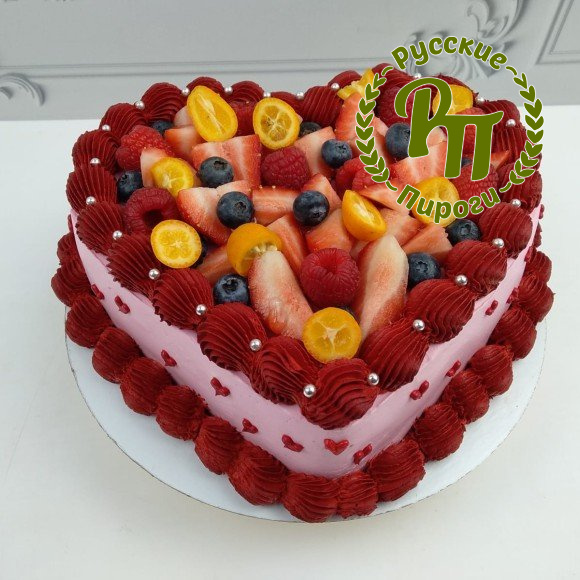 Торт «Любовь с ягодами»