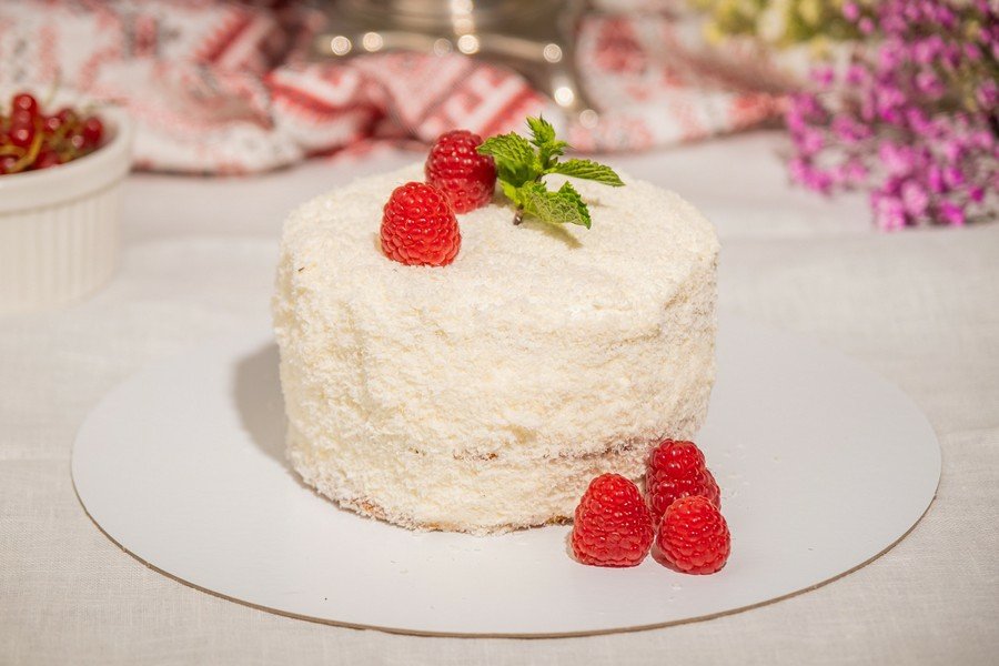 Торт «Молочная девочка»